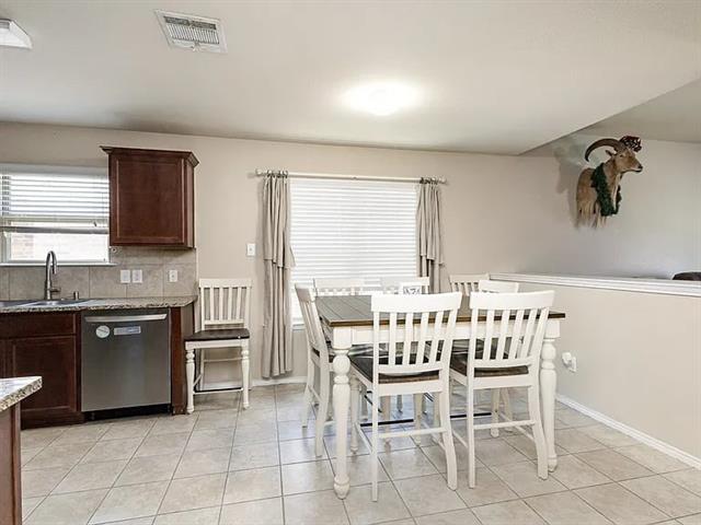 Building Photo - 2320 Willard Way