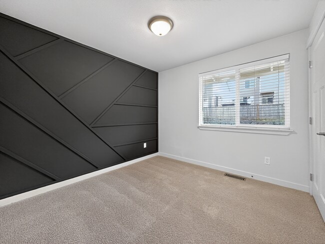 Building Photo - 16218 3rd Ave SE