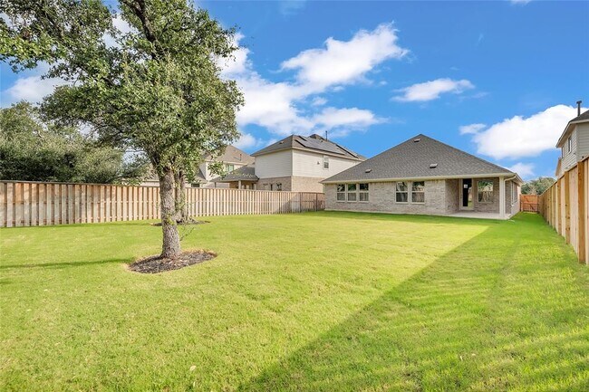 Building Photo - 113 Charro Ct