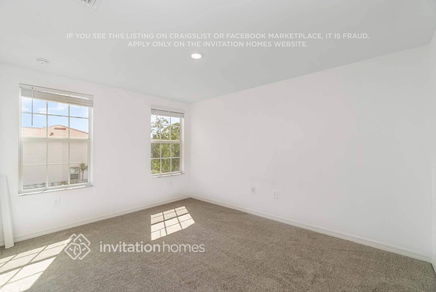 Building Photo - 7161 Greenwood Park Cir