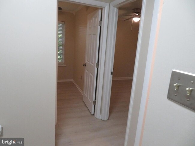 Building Photo - 9150 Lambskin Ln