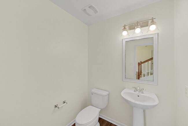 Building Photo - 15322 Vintage Oak Ln