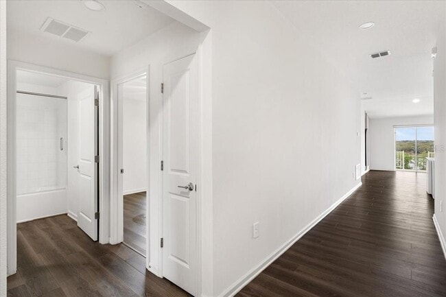 Building Photo - 946 Laurel Vw Wy