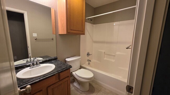 Building Photo - 5113 Blue Haven Dr