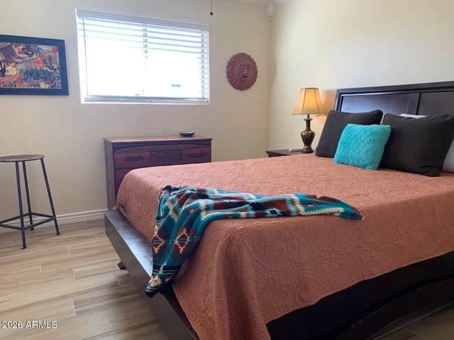Building Photo - 3018 S Dromedary Dr