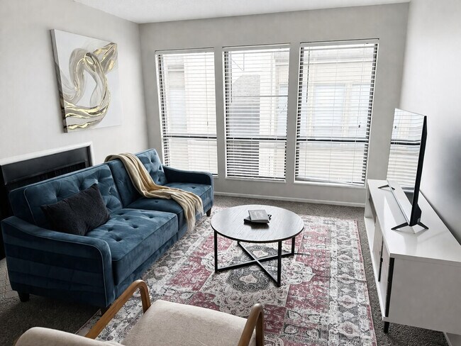 Building Photo - 505 N Rock Rd