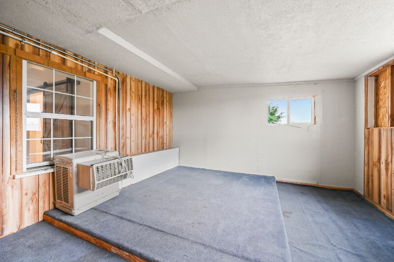 Building Photo - 5520 Coyote Ln