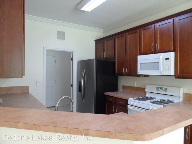 Building Photo - 3 br, 2 bath House - 234 W Tarrington Dr