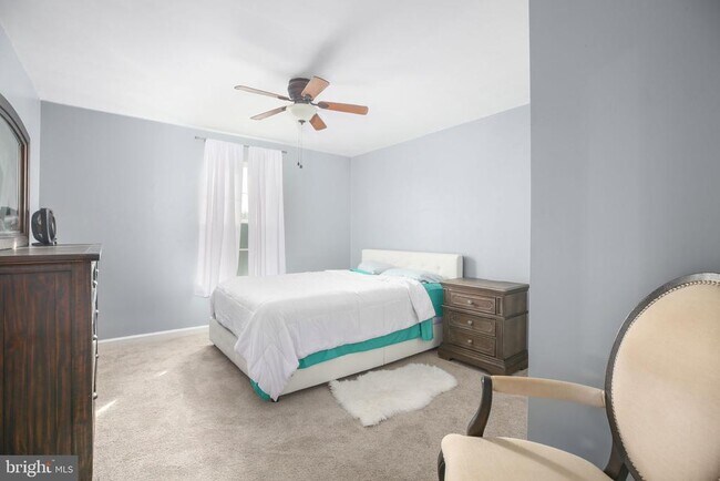 Building Photo - 71 Bismark Dr