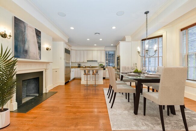 Building Photo - 17 Willow St