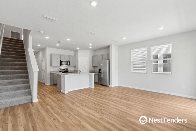 Building Photo - 14538 Macadamia Ln