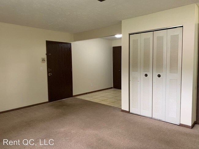 Building Photo - 3743 53rd St