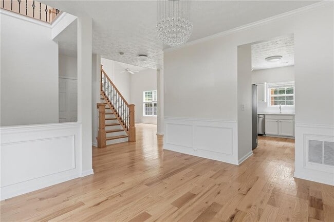 Building Photo - 2123 Beacon Crest Dr