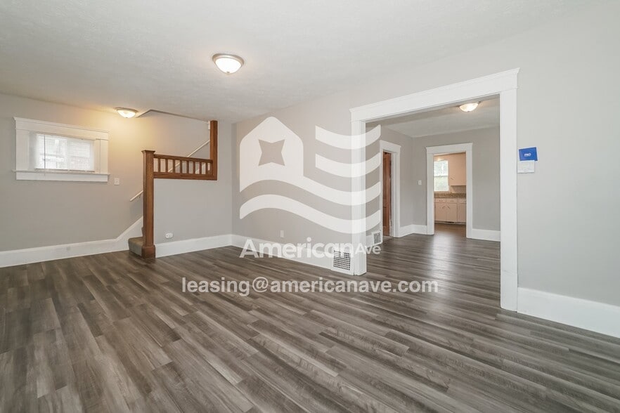 Building Photo - 247 27th St NW