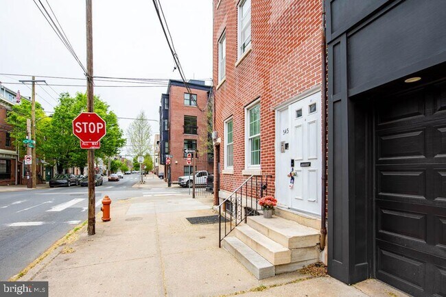 Building Photo - 545 Christian St