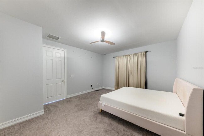 Building Photo - 24456 Riverfront Dr