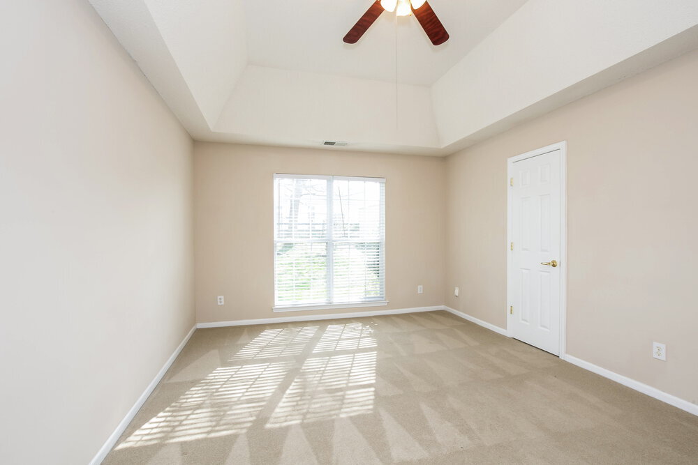 Building Photo - 3744 Sedgewick Dr SW