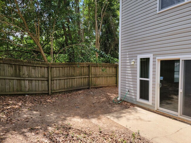 Building Photo - 3 bedroom town home for rent starting June 8, 2026, renting for $1800, includes privacy fenced ya...