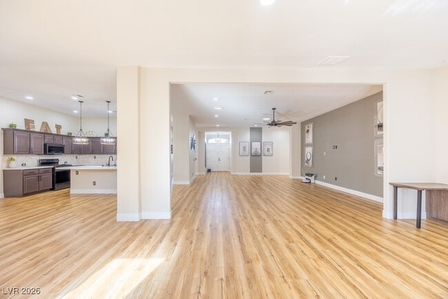 Building Photo - 8217 Cabin Springs Ave