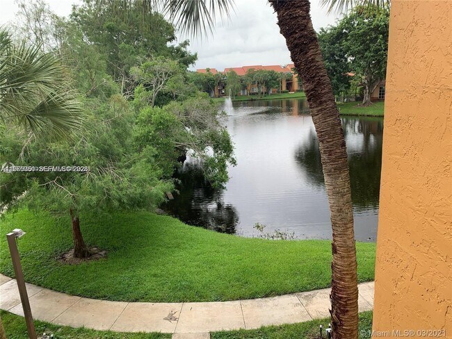 Building Photo - 10781 Cleary Blvd