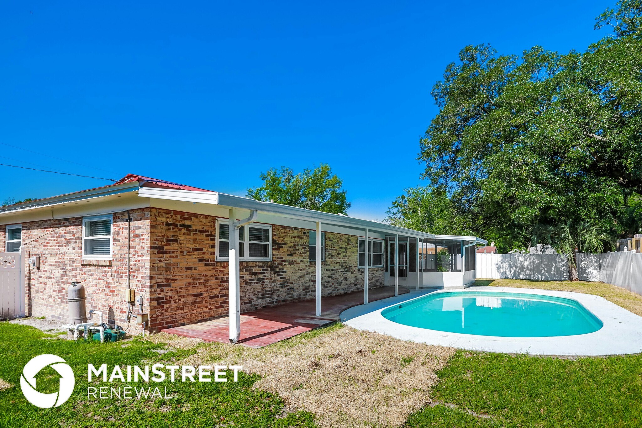 Building Photo - 1055 Grove Park Dr S
