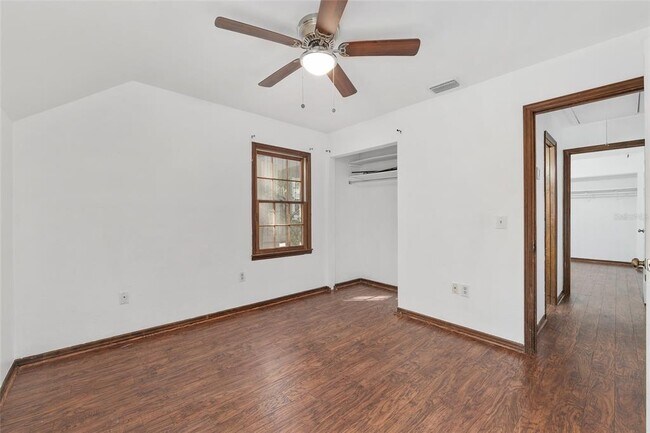 Building Photo - 8305 SW 46 Ln
