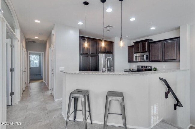 Building Photo - 4763 E Red Oak Ln