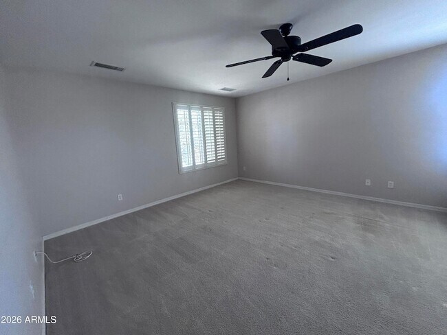 Building Photo - 29789 W Fairmount Ave