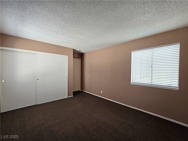 Building Photo - 5340 Retablo Ave
