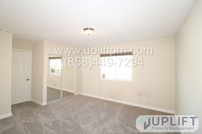 Building Photo - 15817 Fecanin Way