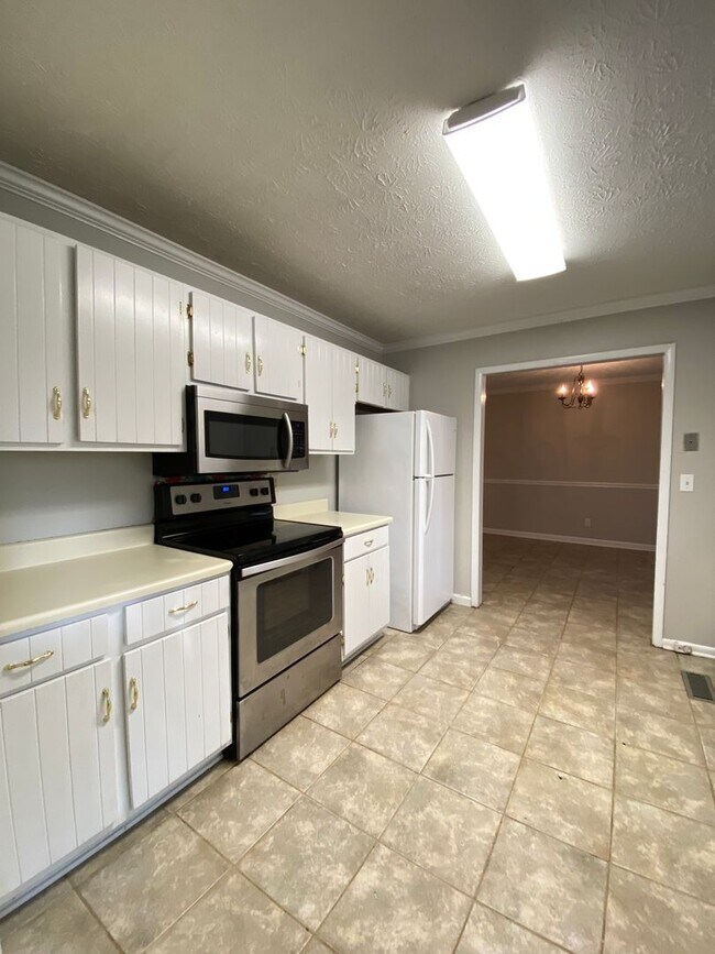 Building Photo - 1032 Emory Pl