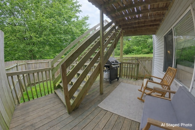 Building Photo - 3D Tour Available - Garage Parking + Washer-Dryer Included + LVP Throughout House! Available June...