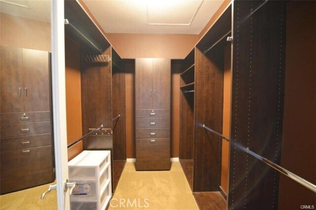 Building Photo - 308 Bronze