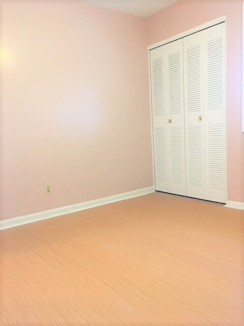Building Photo - 63 Covington Dr