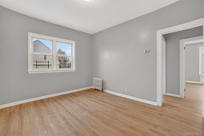 Building Photo - 4 Amackassin Terrace