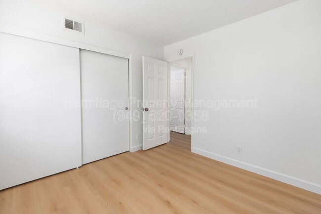 Building Photo - 26411 Stratford