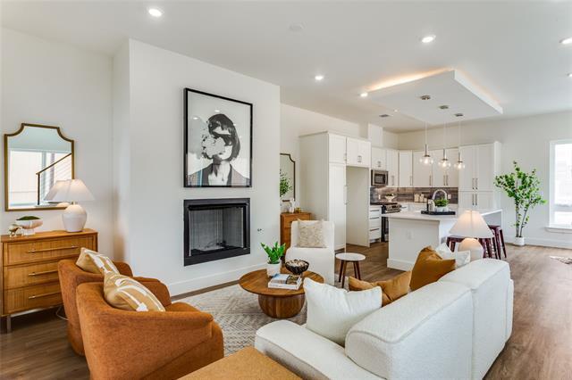 Building Photo - 349 College Ave