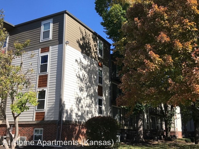 Building Photo - 7620 Shawnee Mission Pkwy