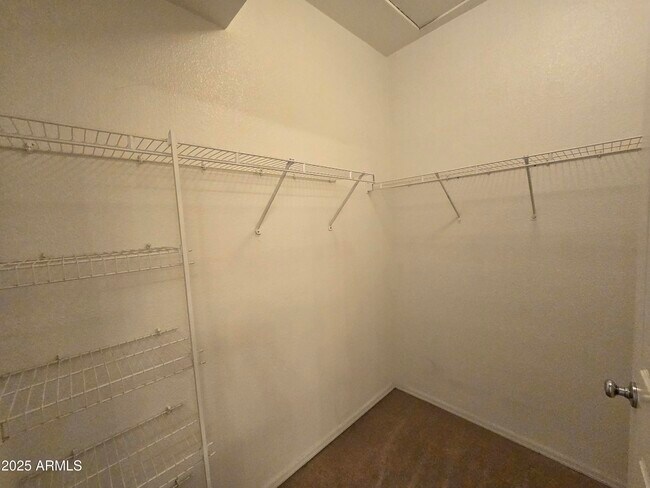 Building Photo - 5345 E Van Buren St