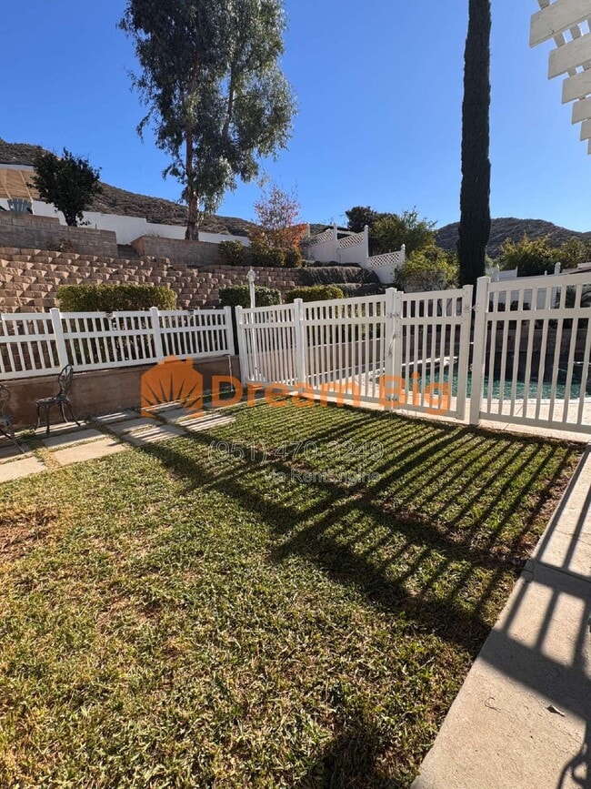 Building Photo - 12025 Weeping Willow Ln