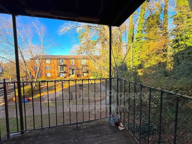 Building Photo - 3148 Central Ave