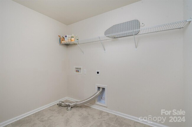 Building Photo - 15115 Moulin Court Dr