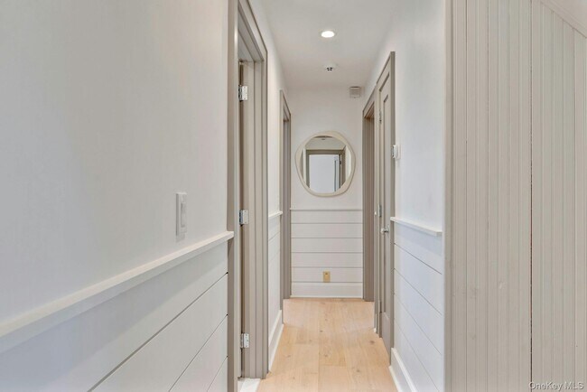 Building Photo - 110 Sleepy Hollow Ln