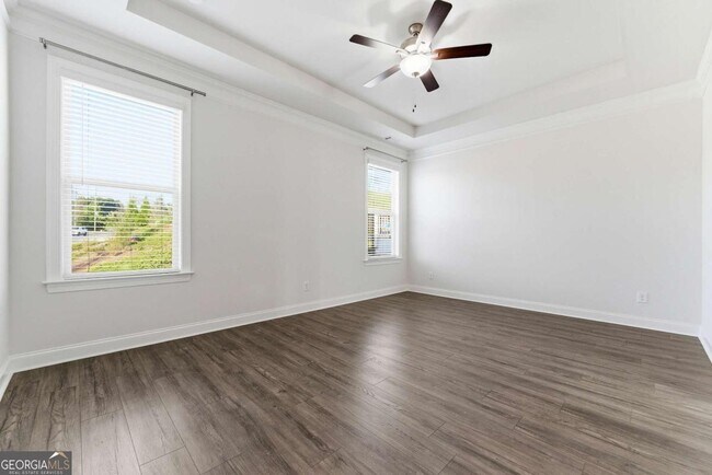 Building Photo - 2025 Abbey Rd