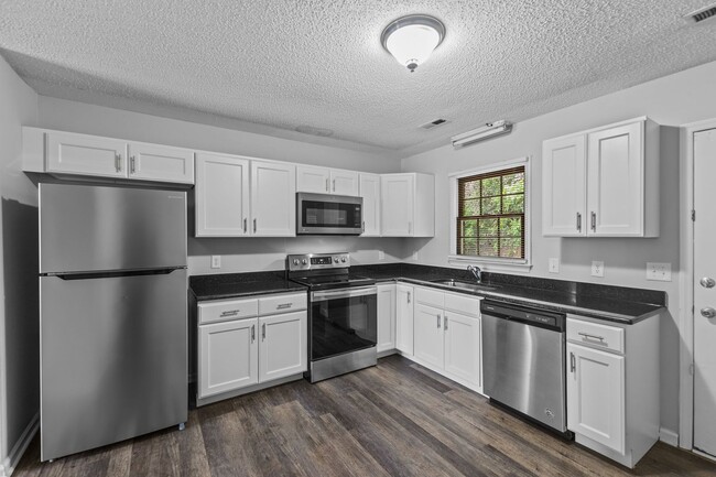 Building Photo - Cute Apartment for rent