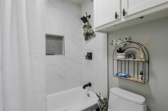 Building Photo - 3719 Danbury Dr