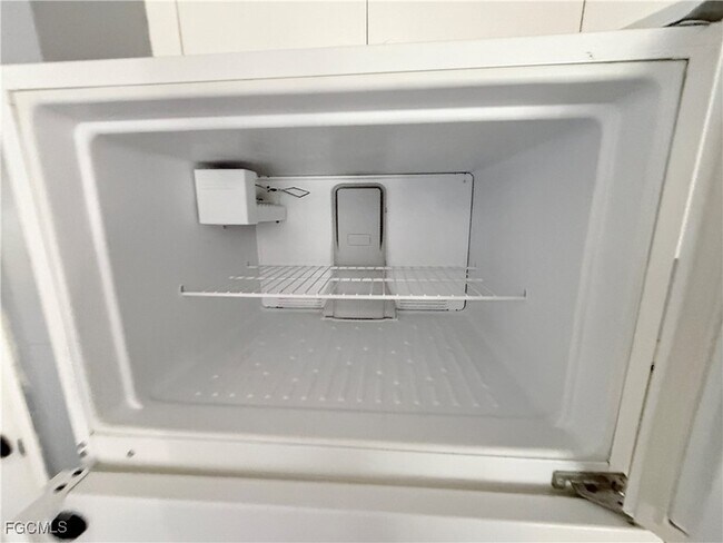 Building Photo - 3030 33rd St SW