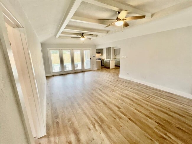 Building Photo - 14007 Overbrook Ln