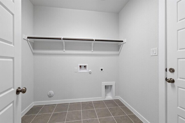 Building Photo - 144 Alicante Ln