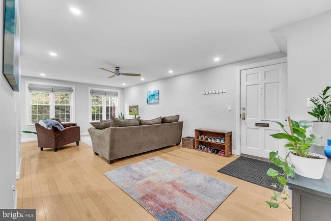 Building Photo - 1618 Fitzgerald Ln